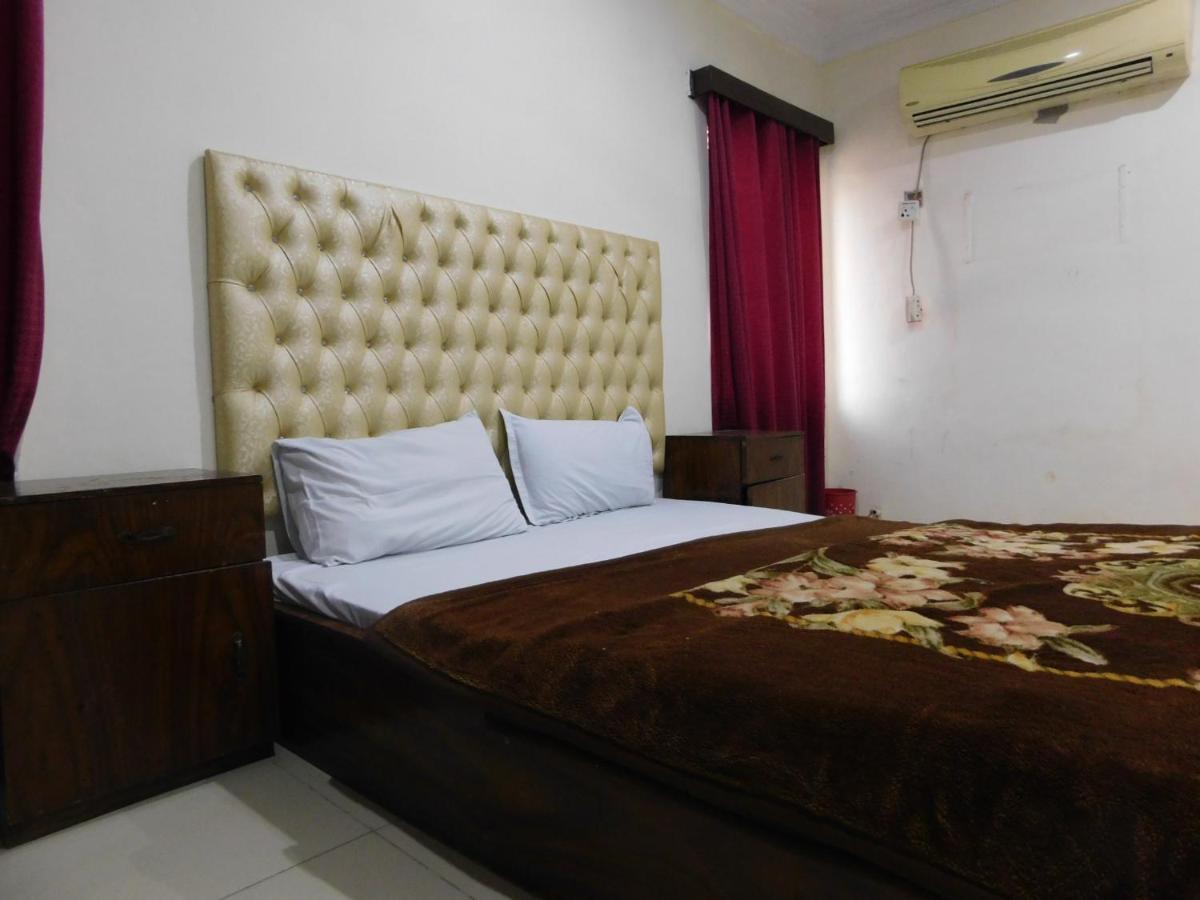 Hotel Humera Bahawalpur Ngoại thất bức ảnh